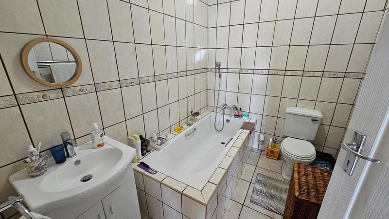 2 Bedroom Property for Sale in Velddrif Western Cape